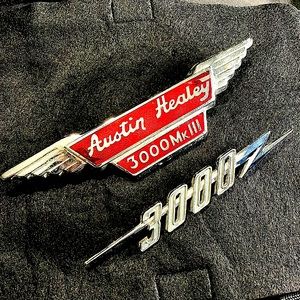Austin Healey Chrome “3000 MkIII” Front Emblem & Back Emblem 3000